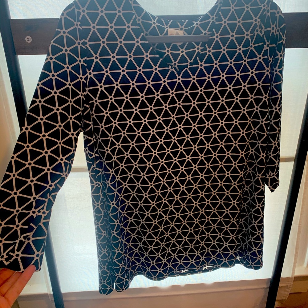 Chico’s top (stretchy)